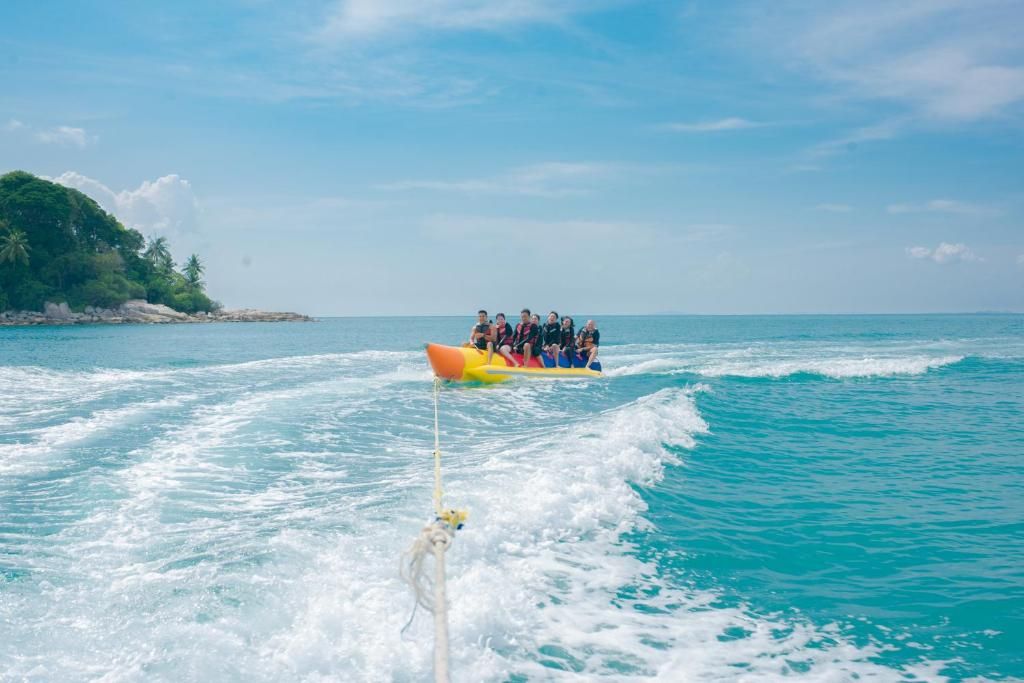 Mayang Sari Beach Resort фото 96