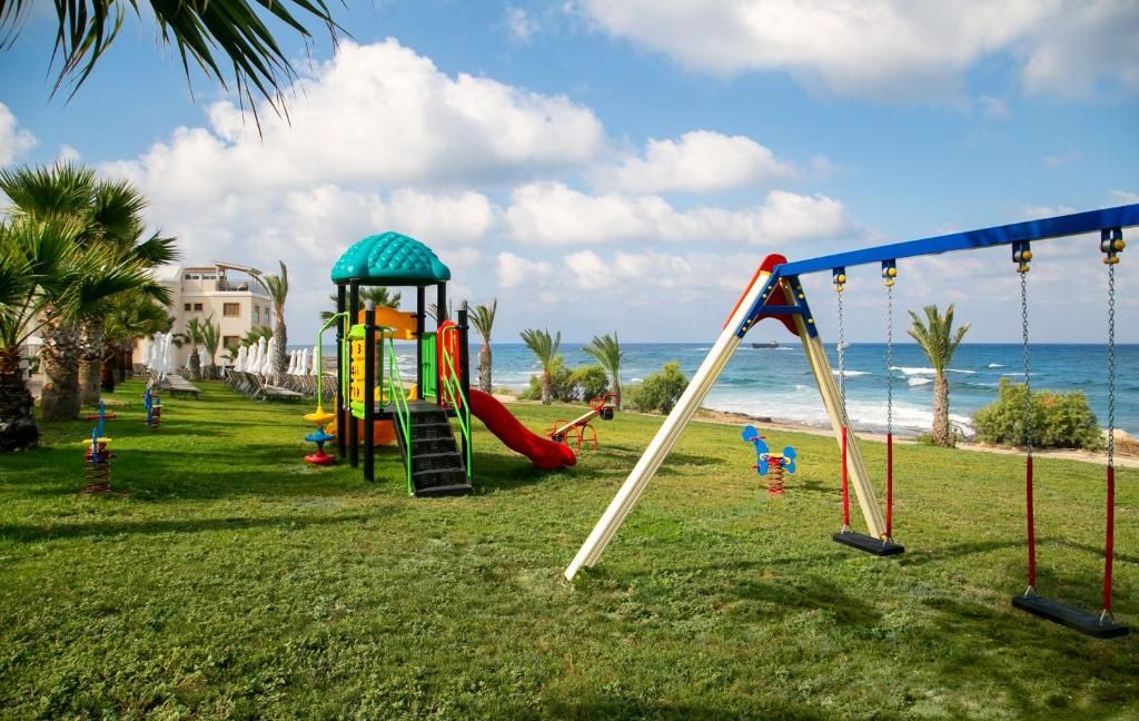 Louis Paphos Breeze фото 27