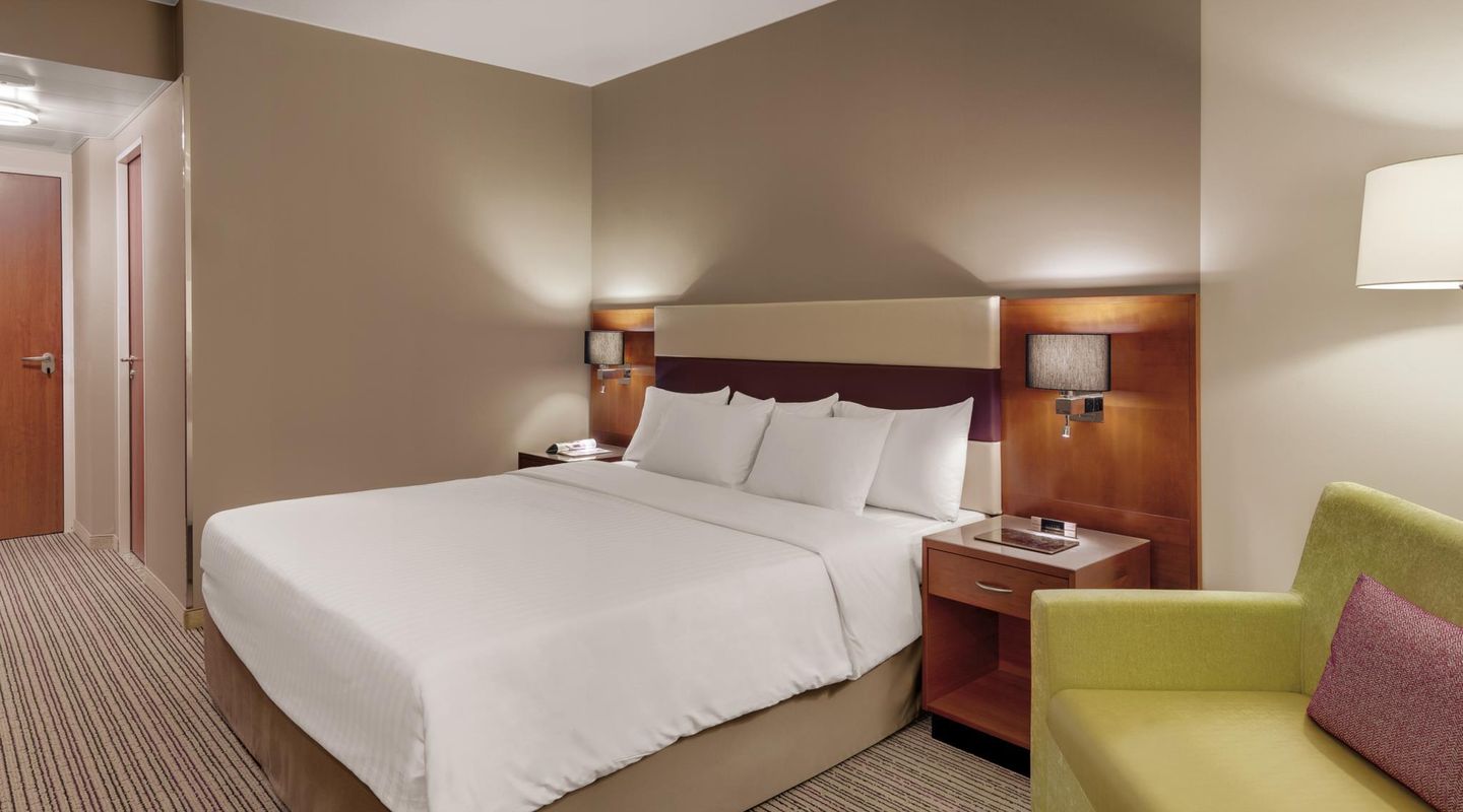 Courtyard by Marriott Zurich North фото 4