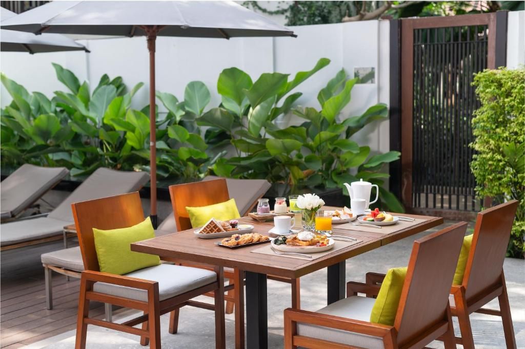 Woodlands Suites Serviced Residences фото 47
