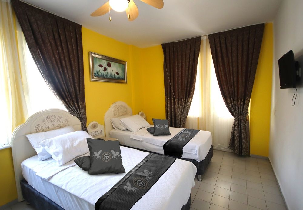 Gold Twins Boutique фото 94
