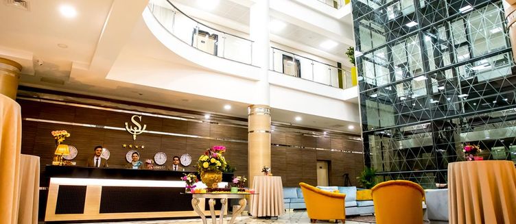 Фото отеля West Shine