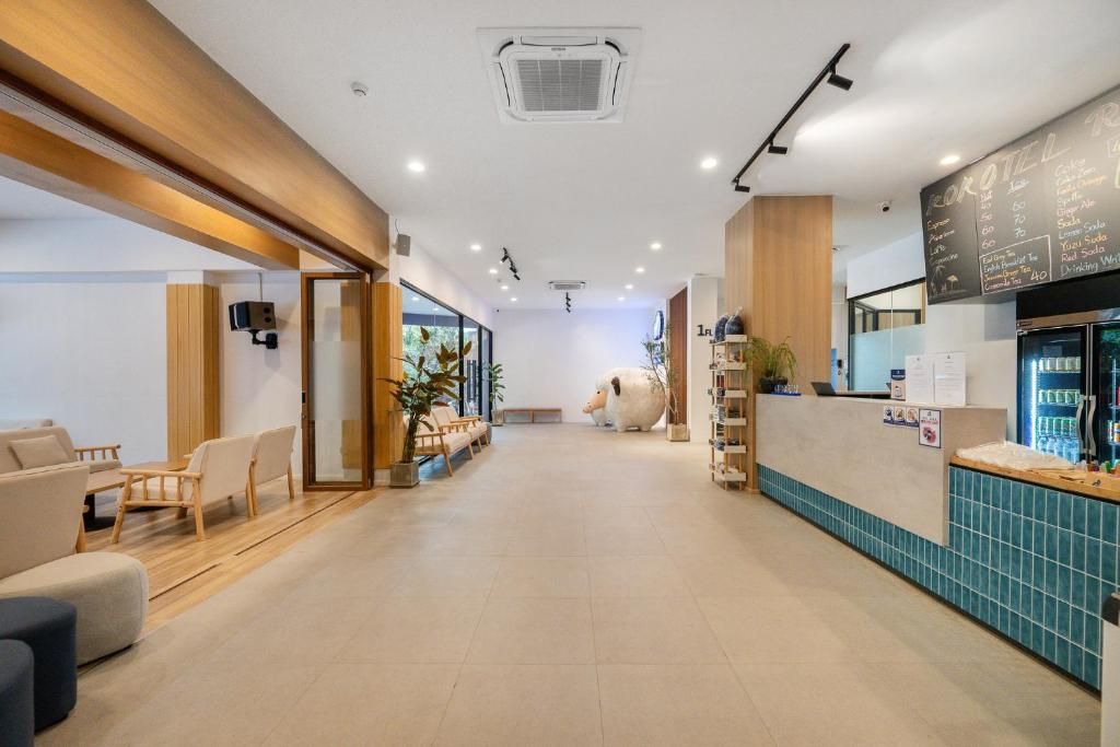 Kokotel Rayong Beachfront фото 12