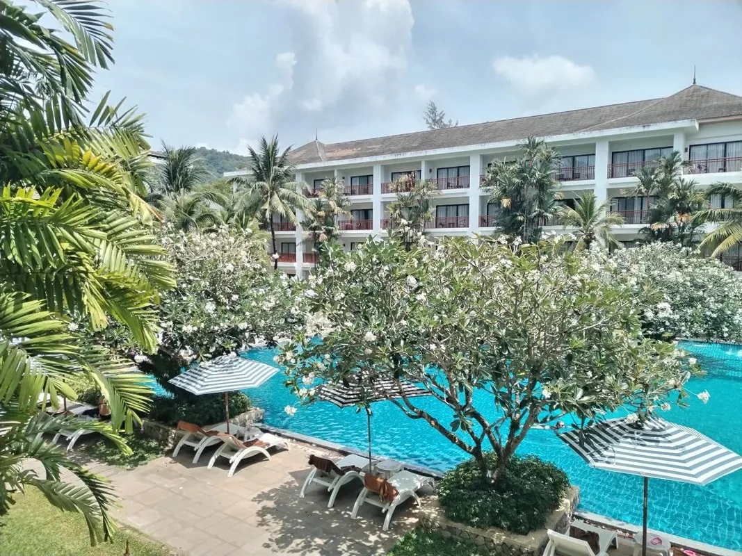 Naithonburi Beach Resort фото 40