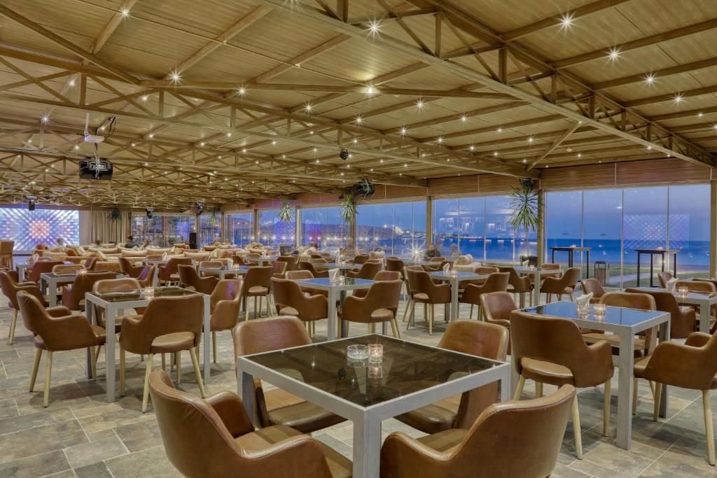 Grand Tala Bay Resort фото 4