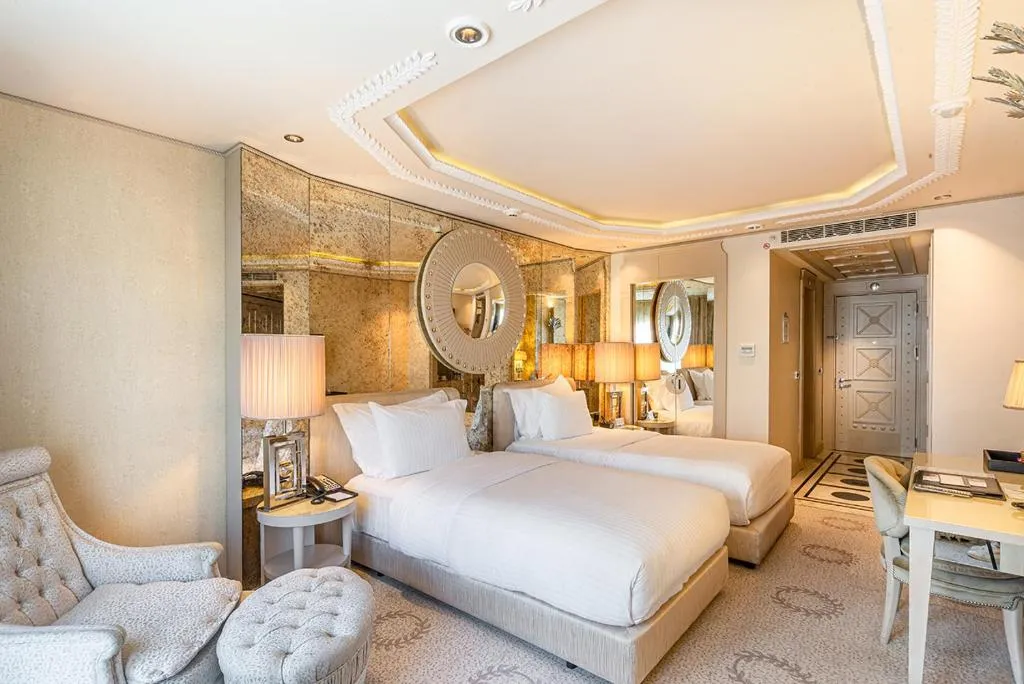 Wyndham Grand Istanbul Kalamis Marina Hotel фото 4