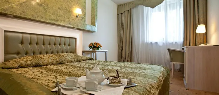 Фото отеля Hotel Complex Parus Glavniy Build