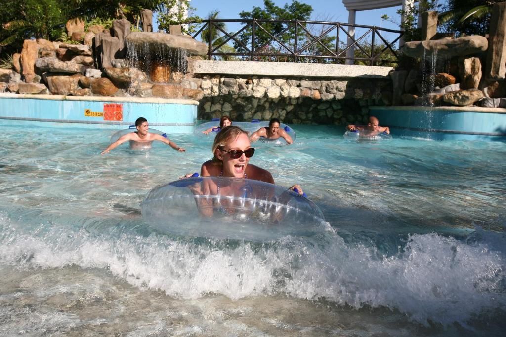 Jpark Island Resort & Waterpark Cebu - Multiple Use Hotel фото 40