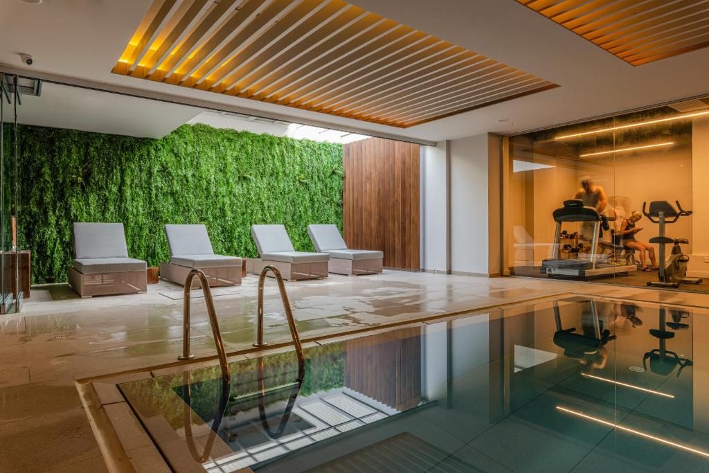 Nelia Beach Hotel фото 30