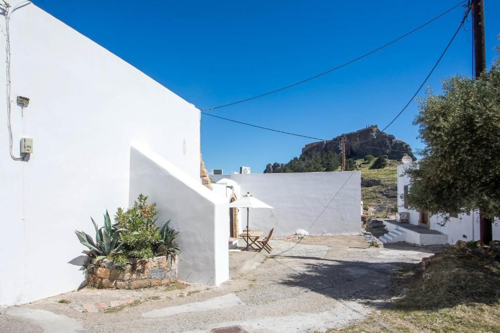 583 Di Lindos Residence фото 15