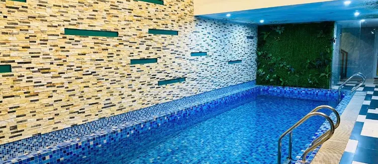 Фото отеля ELC Luxury Hotel