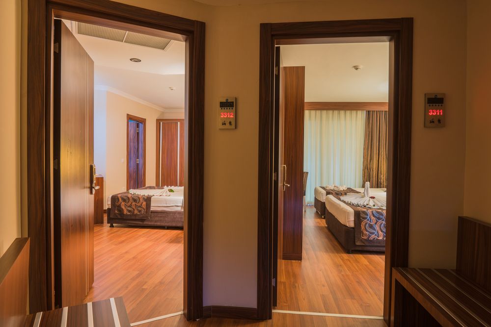 Throne Beach Resort & Spa фото 212