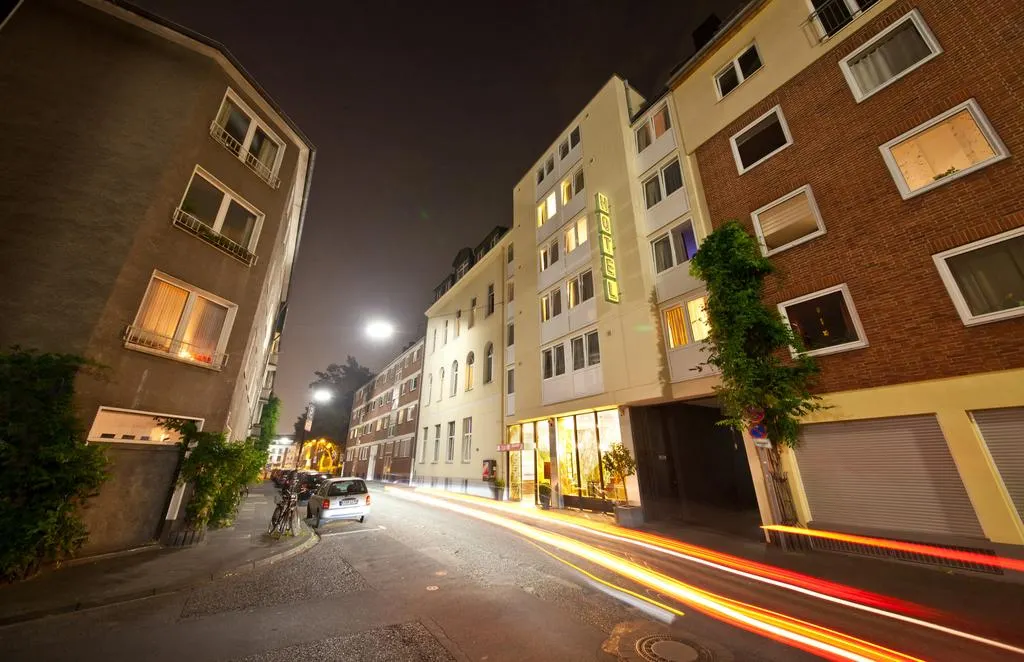 Novum Hotel Leonet Köln Altstadt фото 0