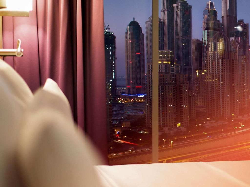 Pullman Dubai Jumeirah Lakes Towers фото 55