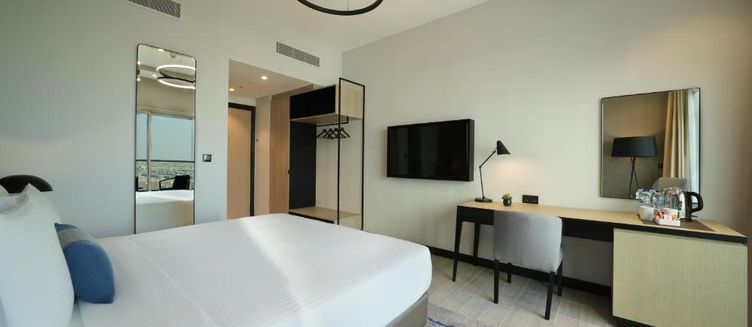 Фото отеля Damac Hills 2 Hotel, an Edge by Rotana