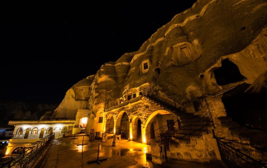Elite Cave Suites фото 12