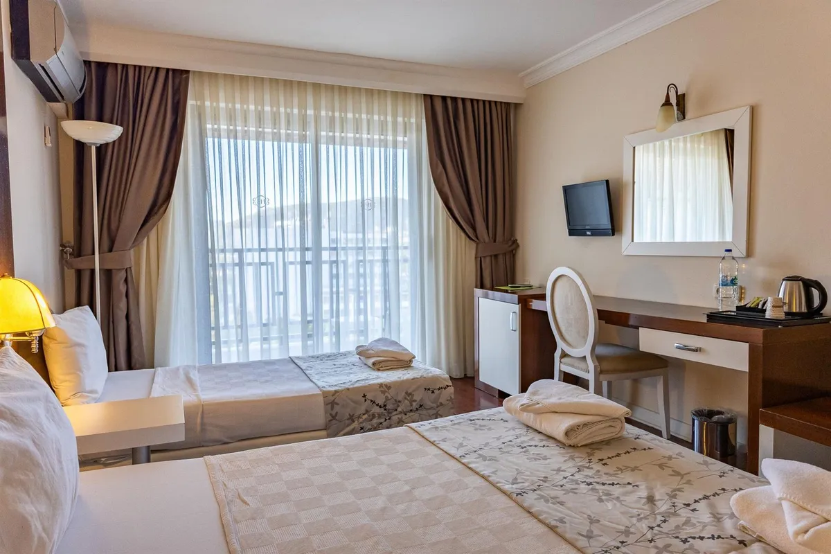 Sentinus Beach Hotel фото 3