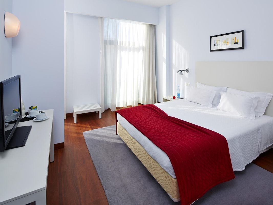 Hotel Faro & Beach Club фото 0