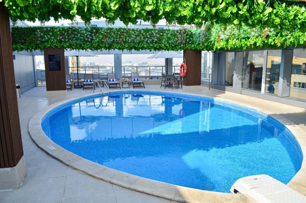 Gloria Hotel & Suites фото 1
