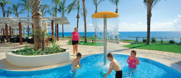Фото отеля Alexander The Great Beach Hotel