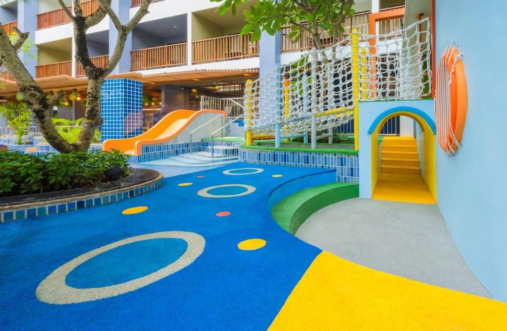 Deevana Plaza Phuket фото 94