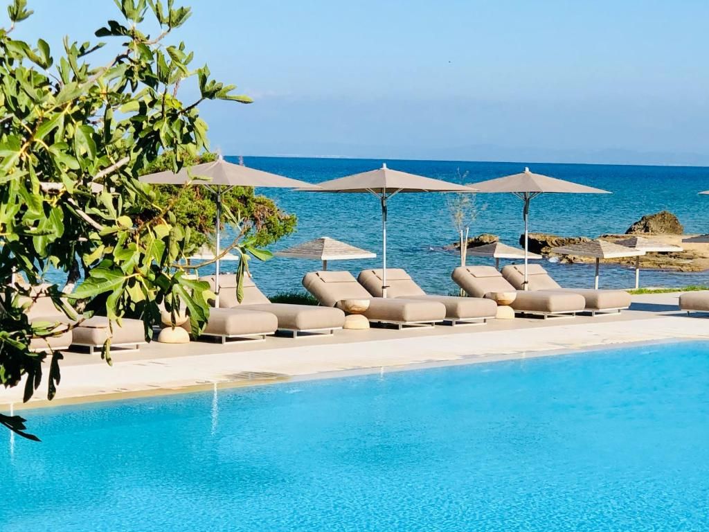 The Bay Hotel & Suites фото 25