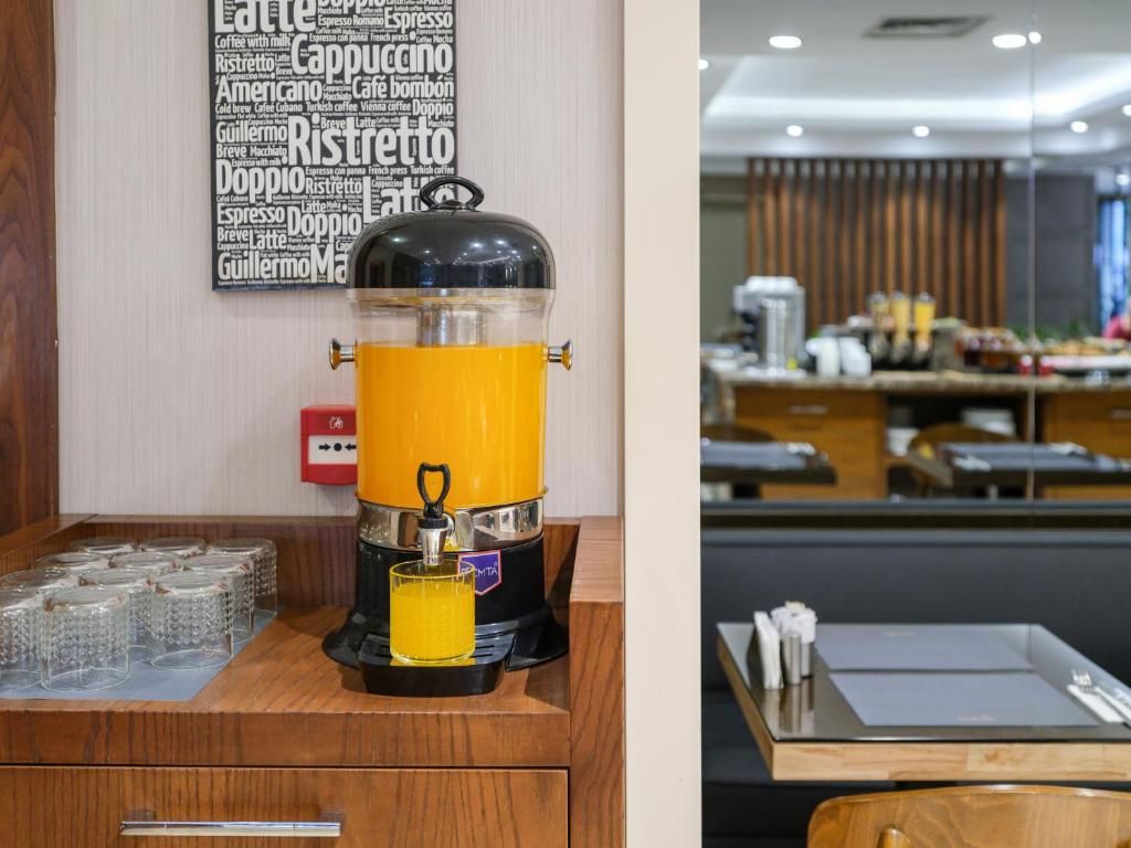 Merlin Hotel İstanbul фото 31