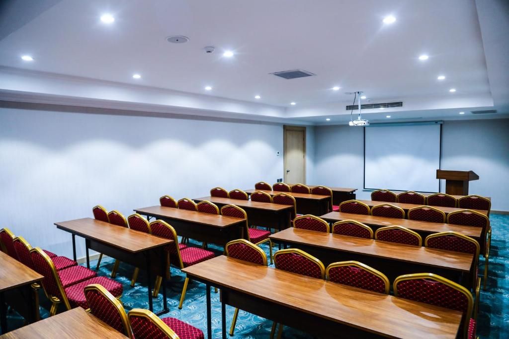 Iris Hotel Baku - Halal Hotel фото 39