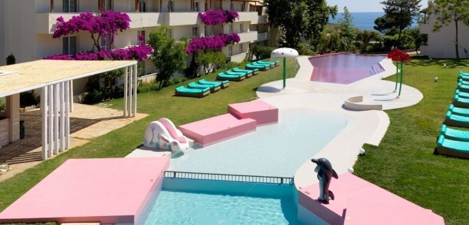 Фото отеля Out Of The Blue Resort & Spa