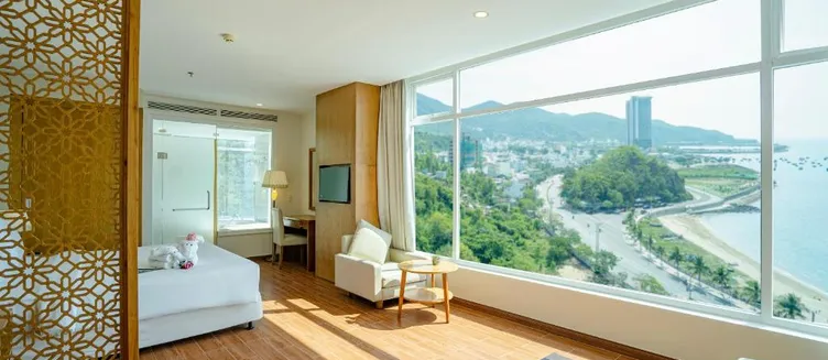 Фото отеля Glamour Hotel Nha Trang