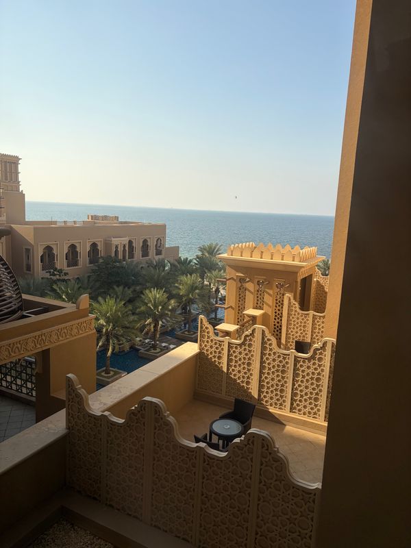 Sheraton Sharjah Beach Resort & Spa фото 49