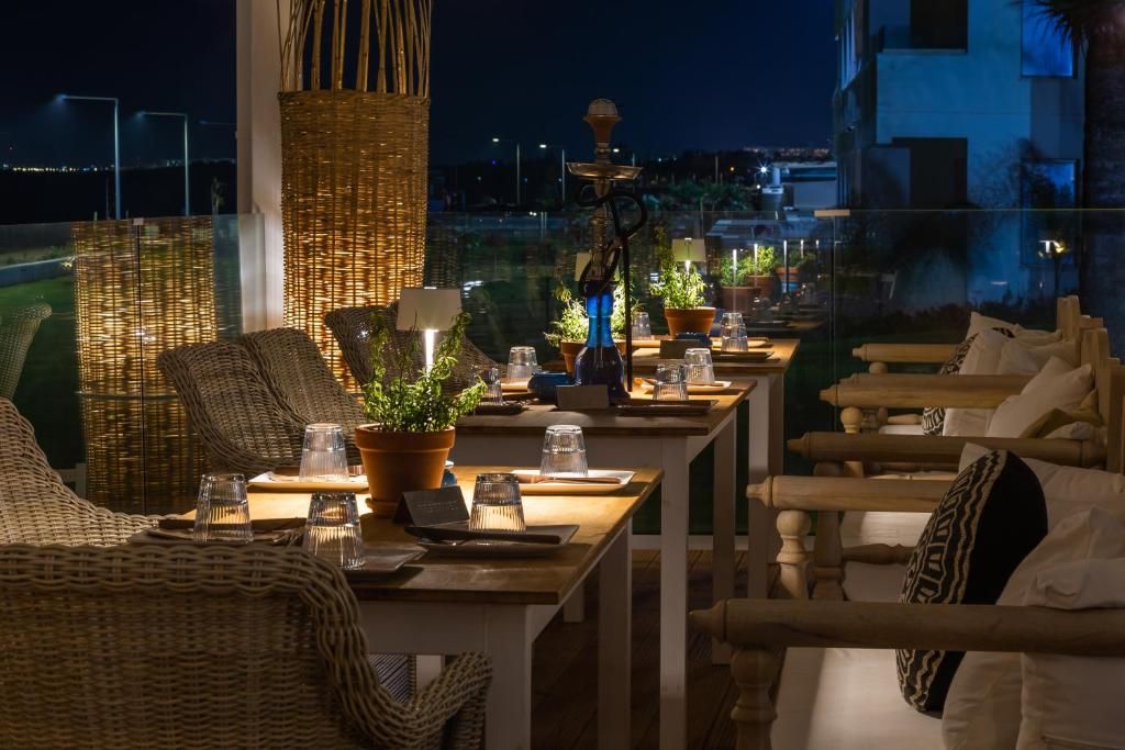 Pierre Anne Beach Hotel фото 28