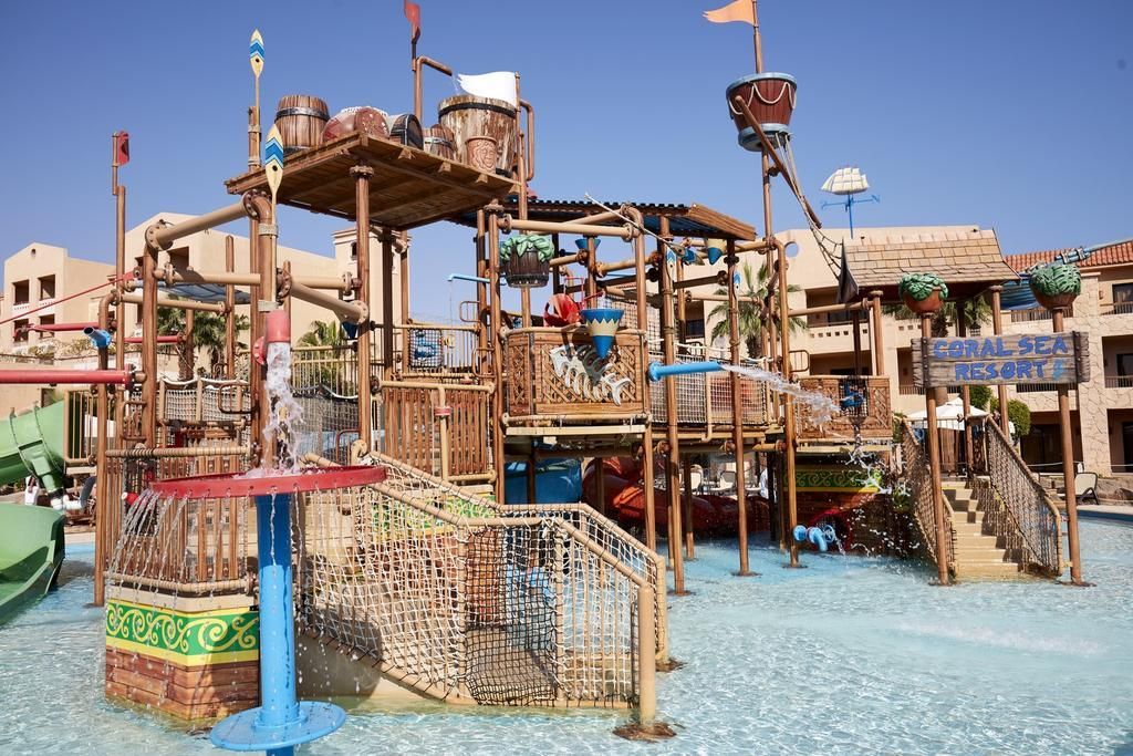Coral Sea Holiday Resort & Aqua Park фото 8