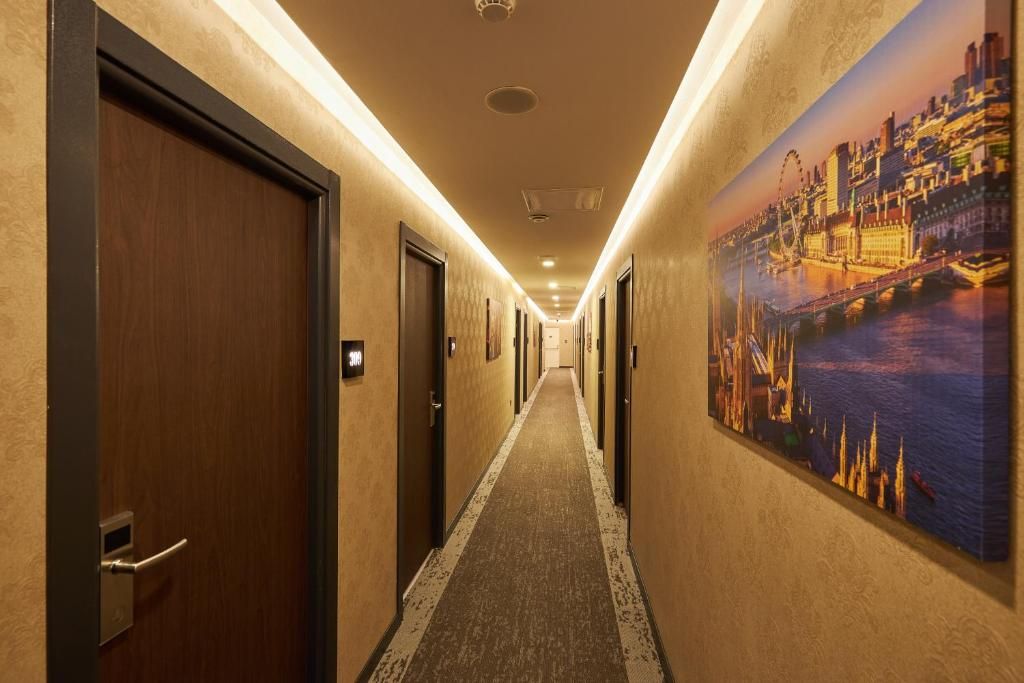 Operla Airport Hotels, Trademark Collection by Wyndham фото 37