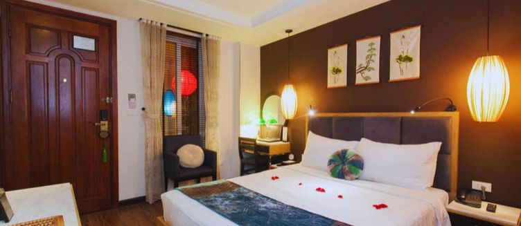 Фото отеля Hotel Emerald Waters Classy