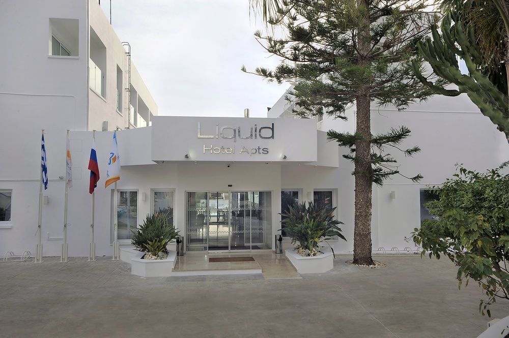 Liquid Hotel Apartments фото 26