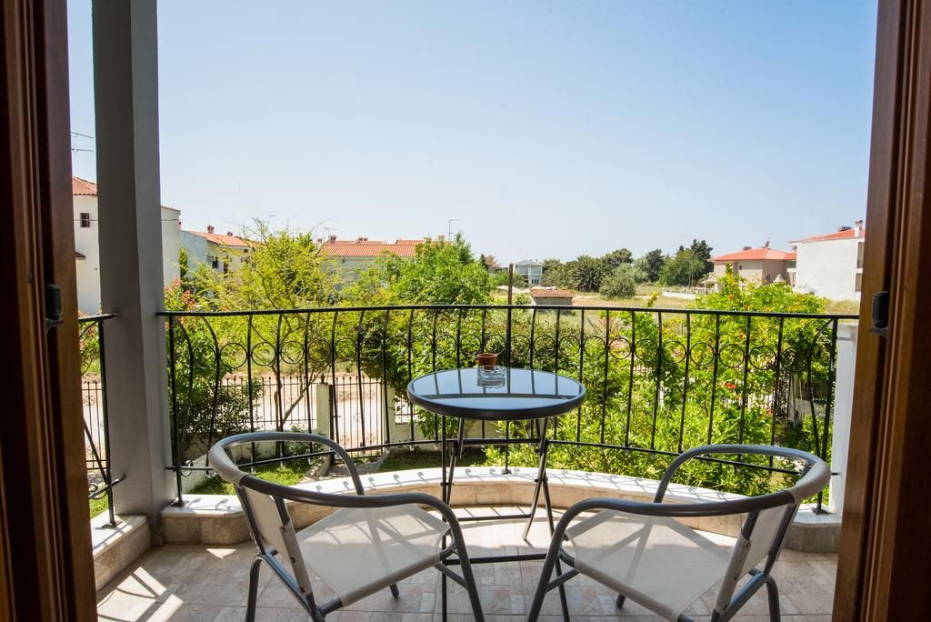 Bouganvillia Homes - Purple Home фото 26