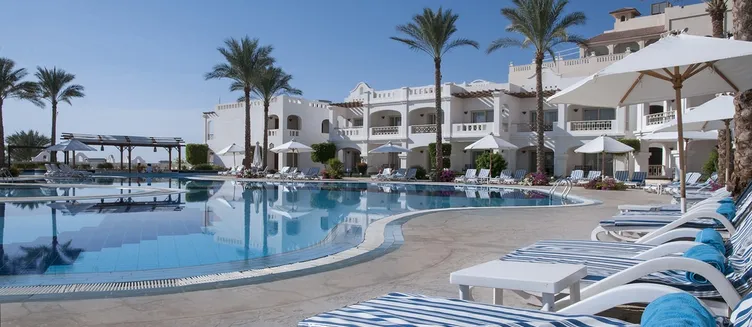 Фото отеля Continental Plaza Beach Resort