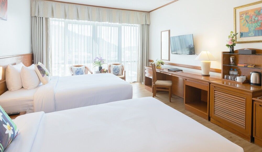 Royal Phuket City Hotel фото 42
