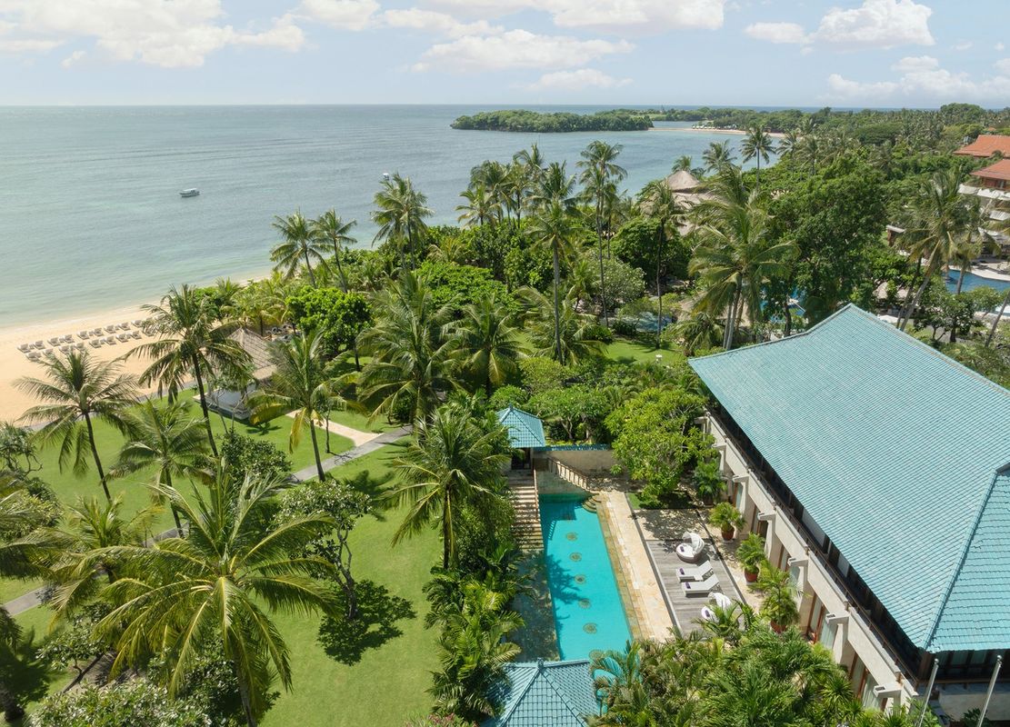 Nusa Dua Beach Hotel & Spa фото 2