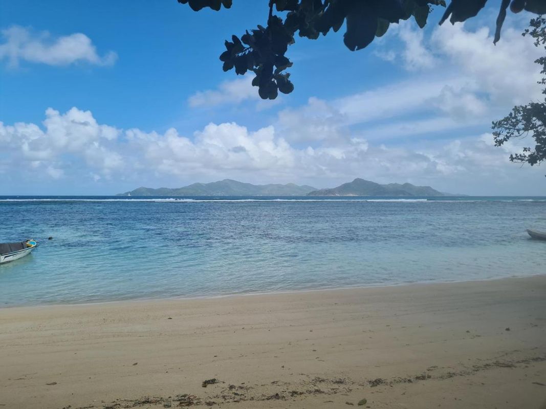 La Digue Luxury Beach Bungalow фото 7