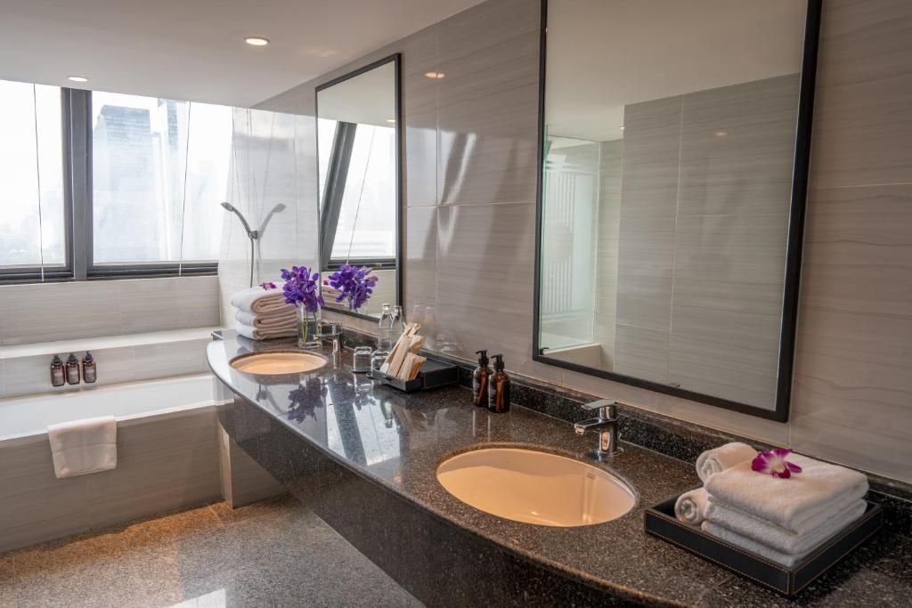 Boulevard Hotel Bangkok Sukhumvit фото 46