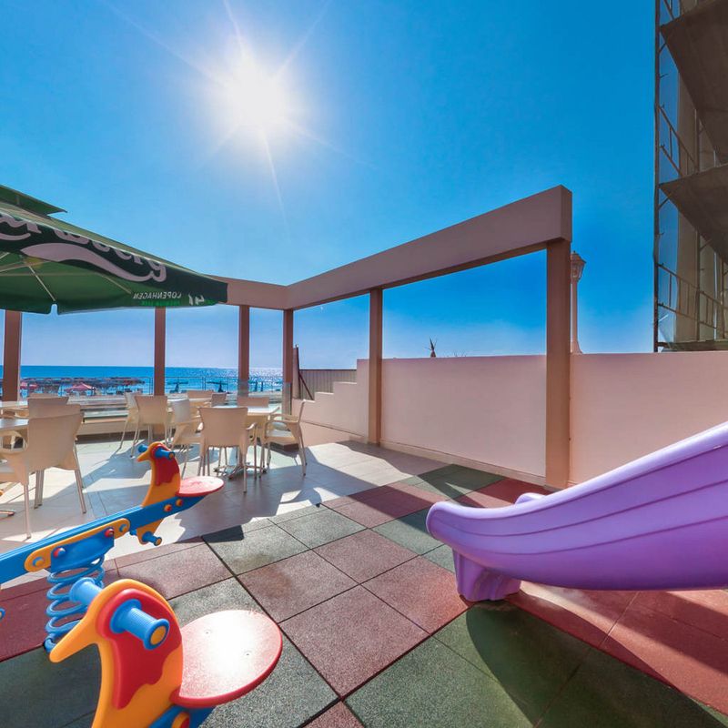 Flamingo Beach Hotel фото 41