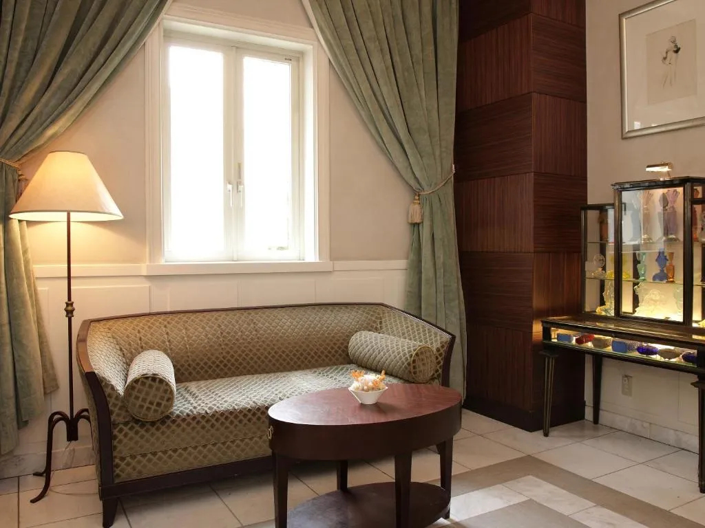 Hotel Monterey La Soeur Ginza фото 6