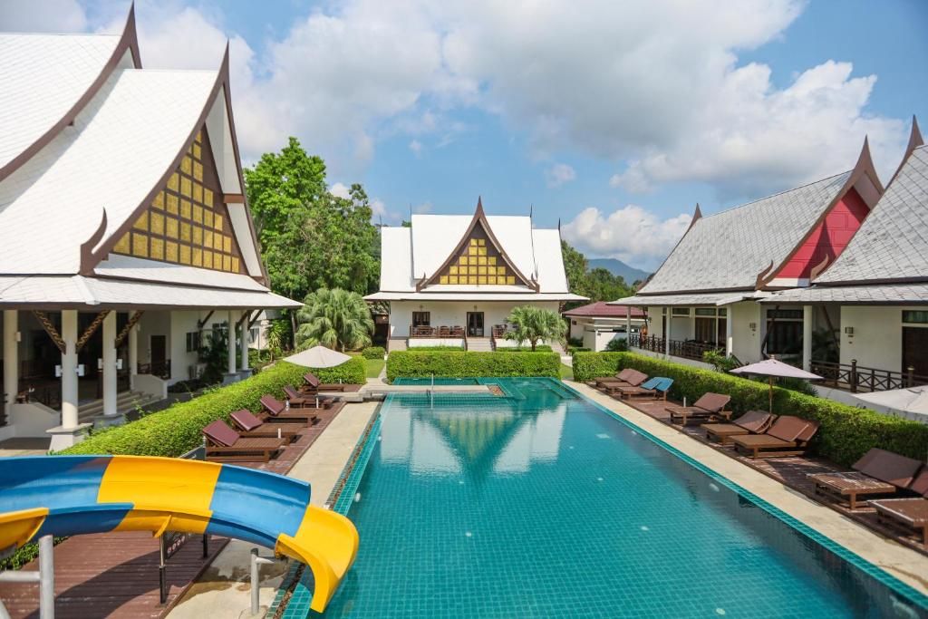 Bhu Tarn Koh Chang Resort & Spa фото 50
