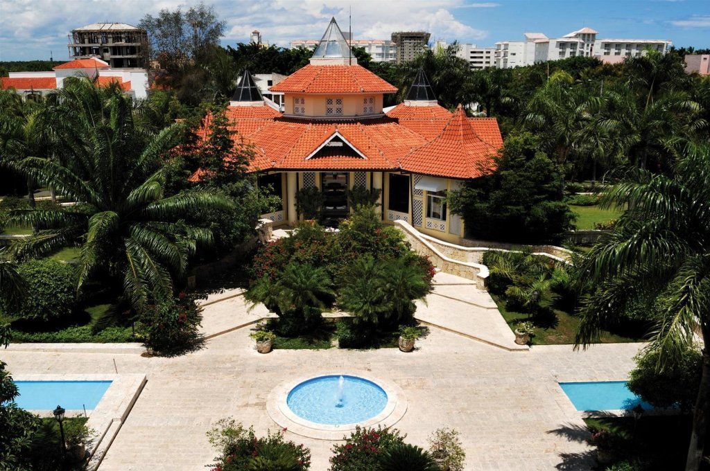 Barcelo Capella Beach фото 0