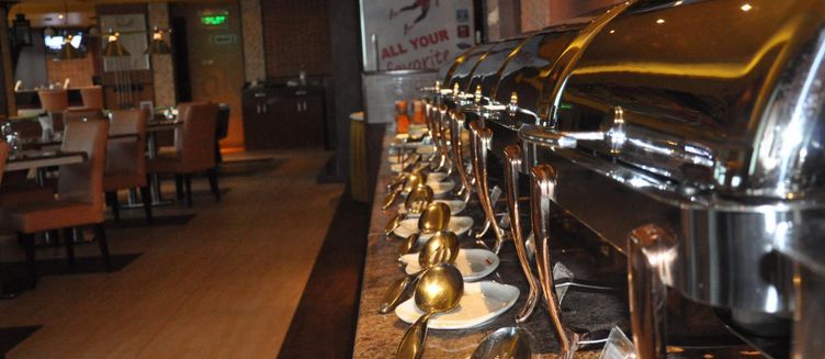 Фото отеля Fortune Royal Hotel