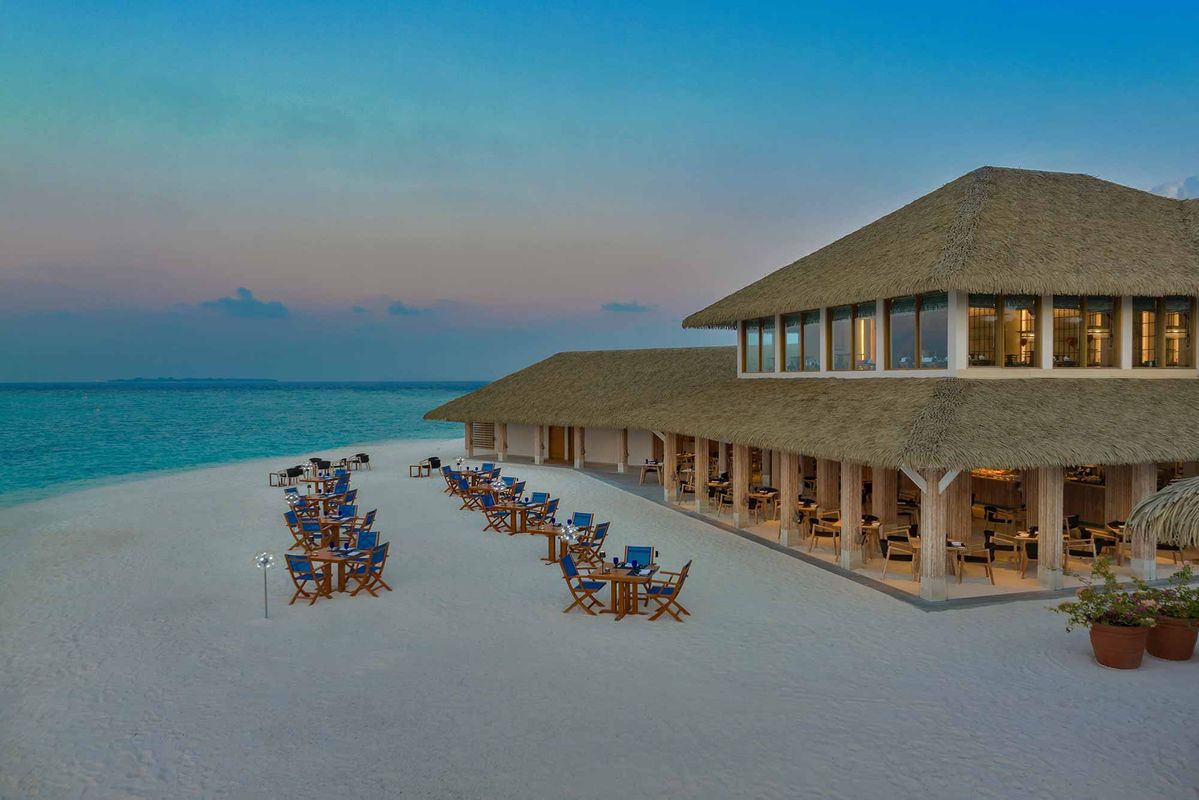Emerald Faarufushi Resort & Spa фото 17