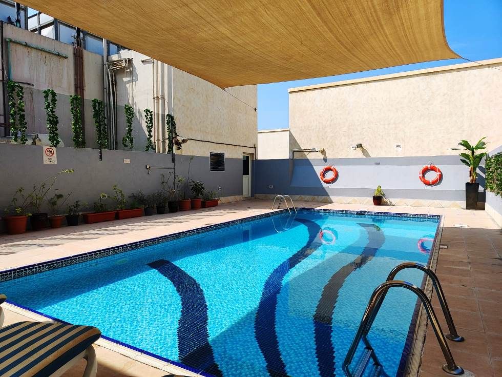 Al Raya Hotel Apartments фото 15