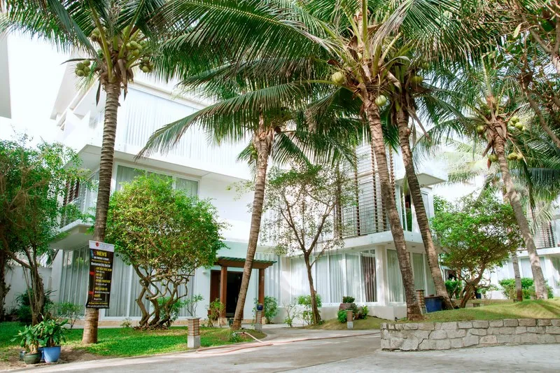 Villa Del Sol Beach Resort & Spa фото 2